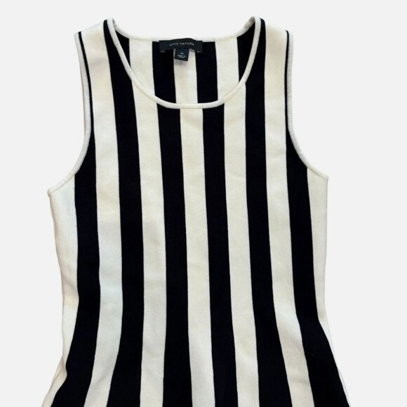 Ann Taylor Women's XS Flare Sleeveless Classy Black Stripe Designer Tank Top - Picture 4 of 4